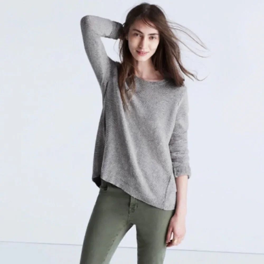 ✨ Madewell Gray Knit Riverside Textured Crewneck Sweater ✨